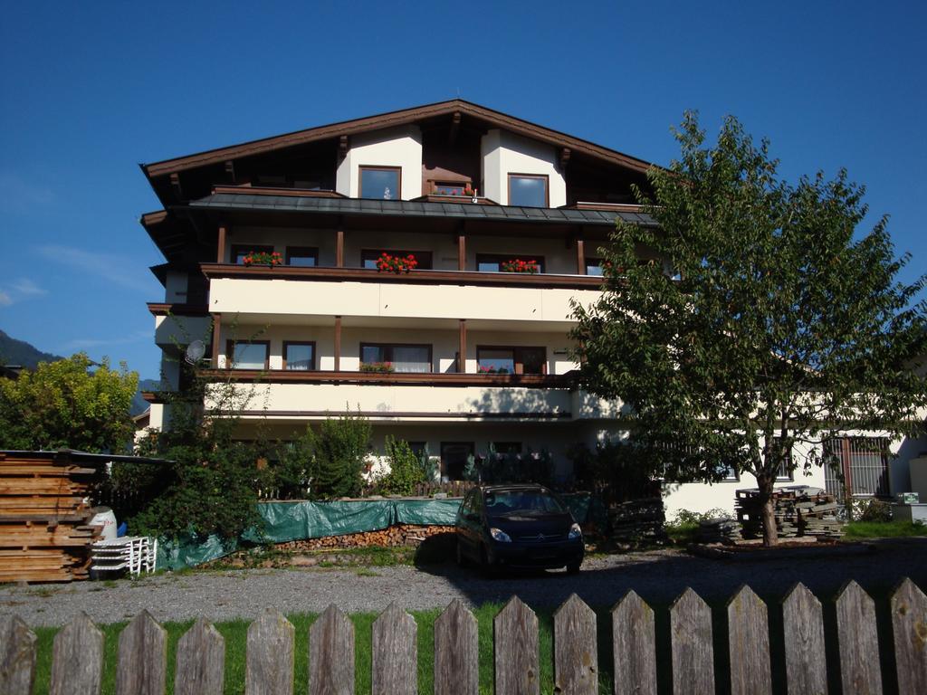Appartementhaus Kaltenbach-Stumm By Piaunddirk Room photo